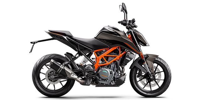 2023 KTM Duke 390 at Wild West Motoplex