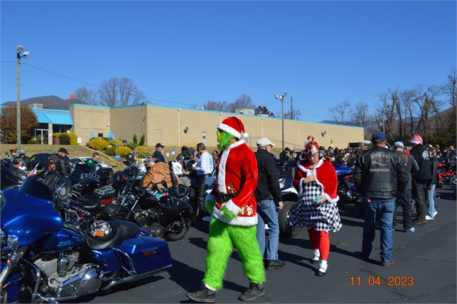 2023 Nov 4 Smoky Mountain Toy Run Photos at Smoky Mountain HOG