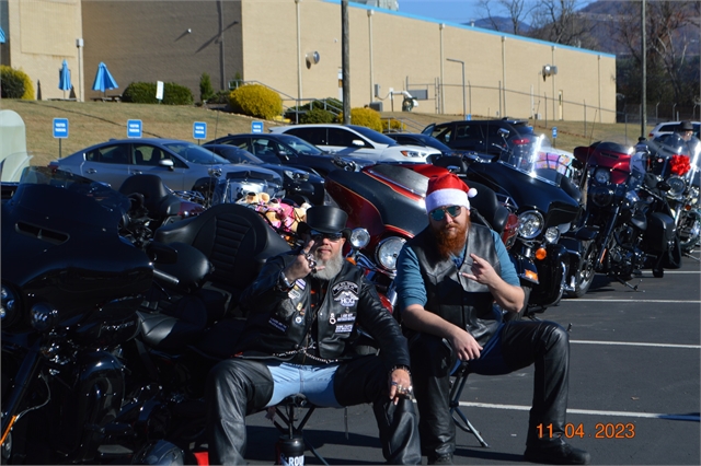 2023 Nov 4 Smoky Mountain Toy Run Photos at Smoky Mountain HOG