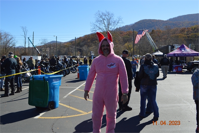 2023 Nov 4 Smoky Mountain Toy Run Photos at Smoky Mountain HOG