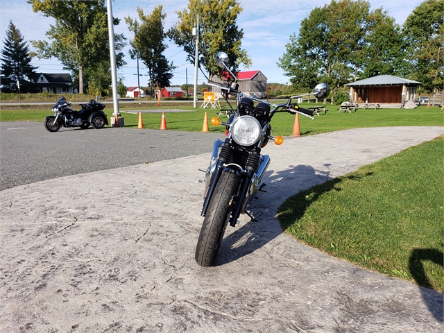 2024 Royal Enfield Twins INT650 at Classy Chassis & Cycles