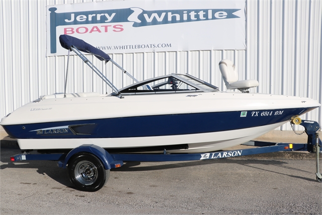 2011 Larson LX850 at Jerry Whittle Boats