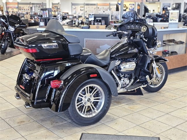 2021 Harley-Davidson Tri Glide Ultra at Destination Harley-Davidson®, Tacoma, WA 98424