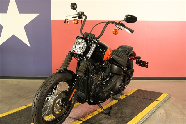 2021 Harley-Davidson Street Bob 114 at Texas Harley