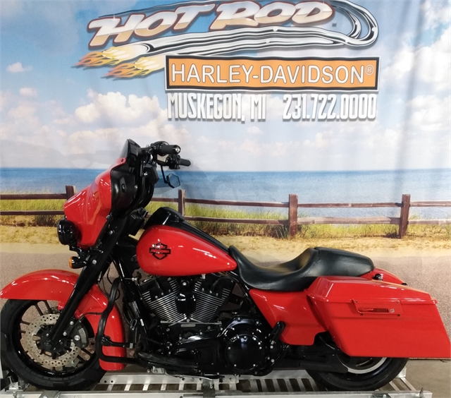 2011 Harley-Davidson Street Glide Base at Hot Rod Harley-Davidson