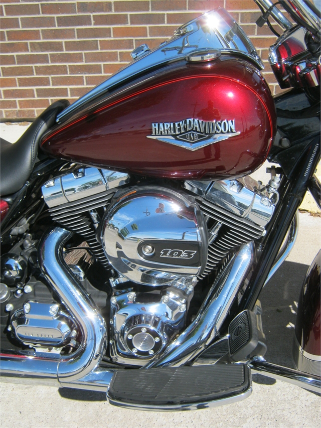 2014 Harley-Davidson FLHR Road King Road King Classic at Brenny's Motorcycle Clinic, Bettendorf, IA 52722