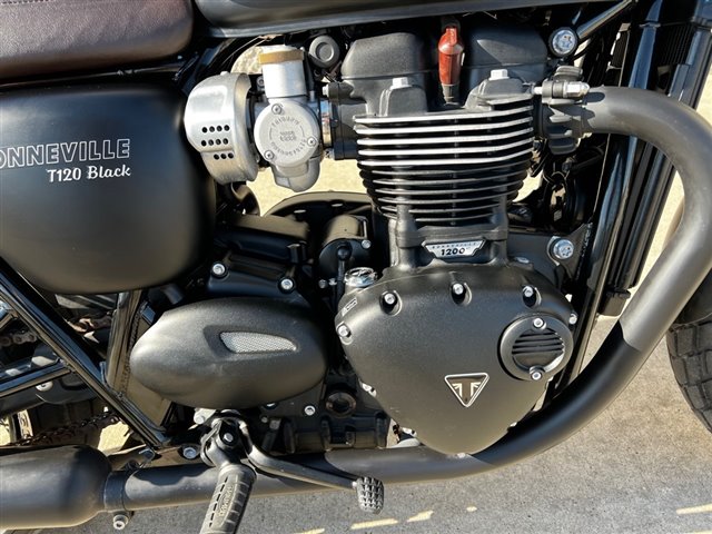 2020 Triumph Bonneville T120 Black at Mount Rushmore Motorsports